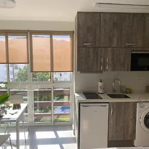https://apartamentos-naciones-playa.es-andalucia.com